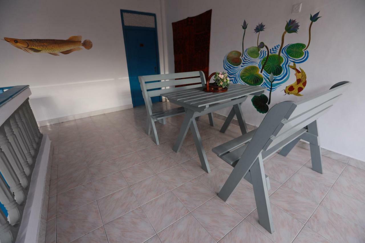 أونا واتونا Dock Holiday Guest House المظهر الخارجي الصورة