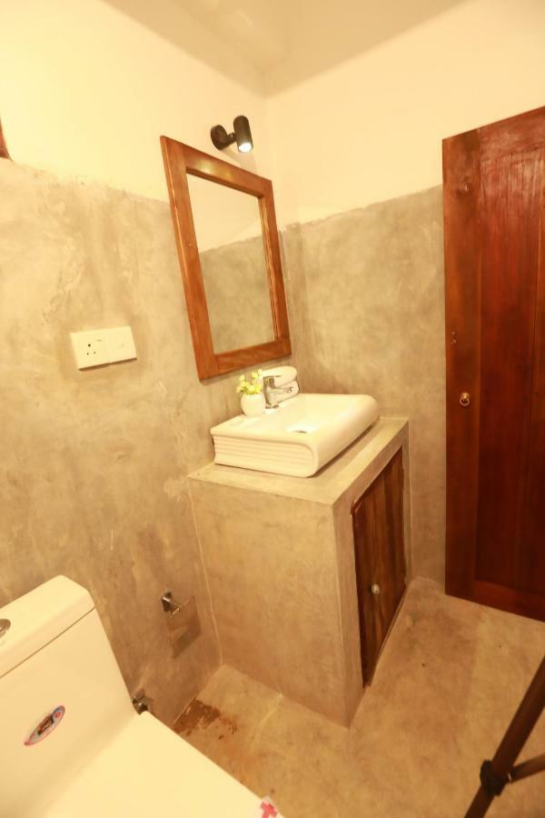 أونا واتونا Dock Holiday Guest House المظهر الخارجي الصورة